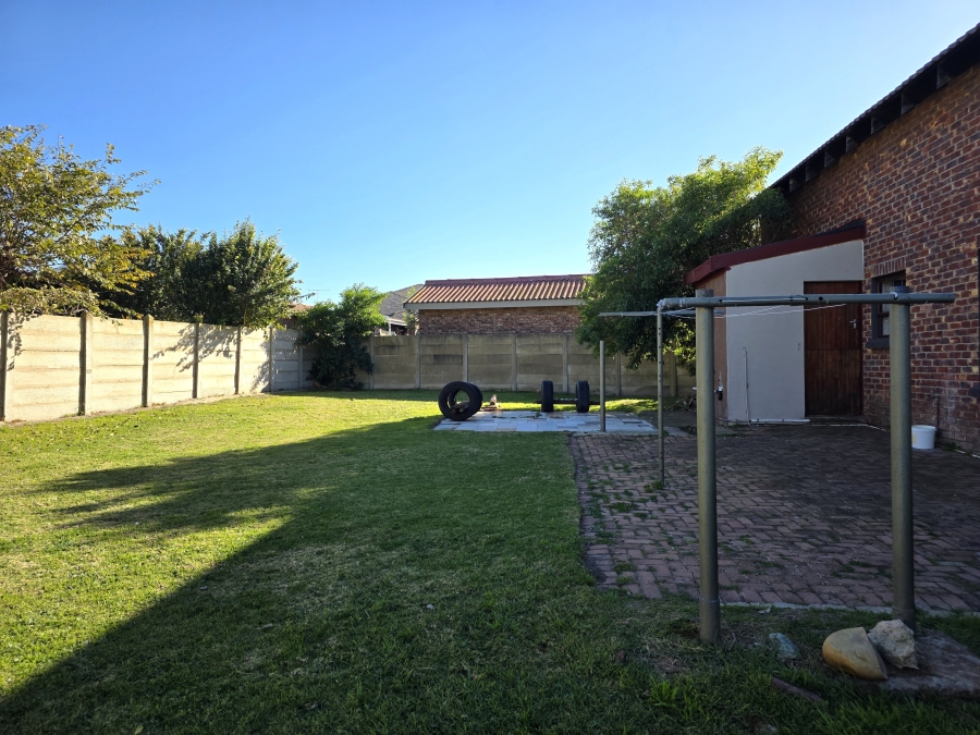 4 Bedroom Property for Sale in Noorsekloof Eastern Cape
